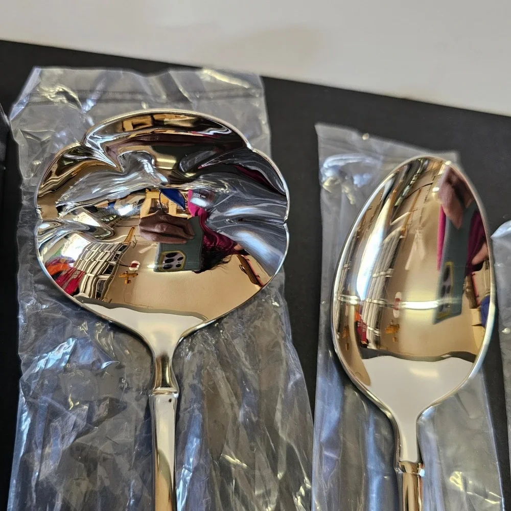 Oneida Juilliard 3 Pc Hostess Set Heirloom Stainless 18/10 Sugar, Serving & Ladl